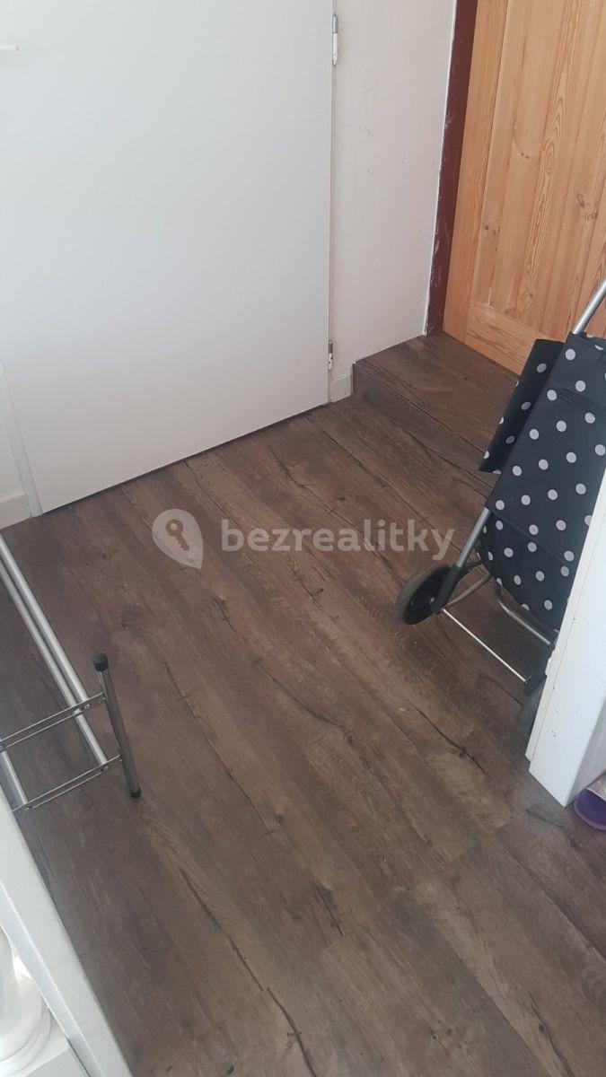 Prenájom bytu Garsoniéra 26 m², Ve Žlíbku, Praha, Praha