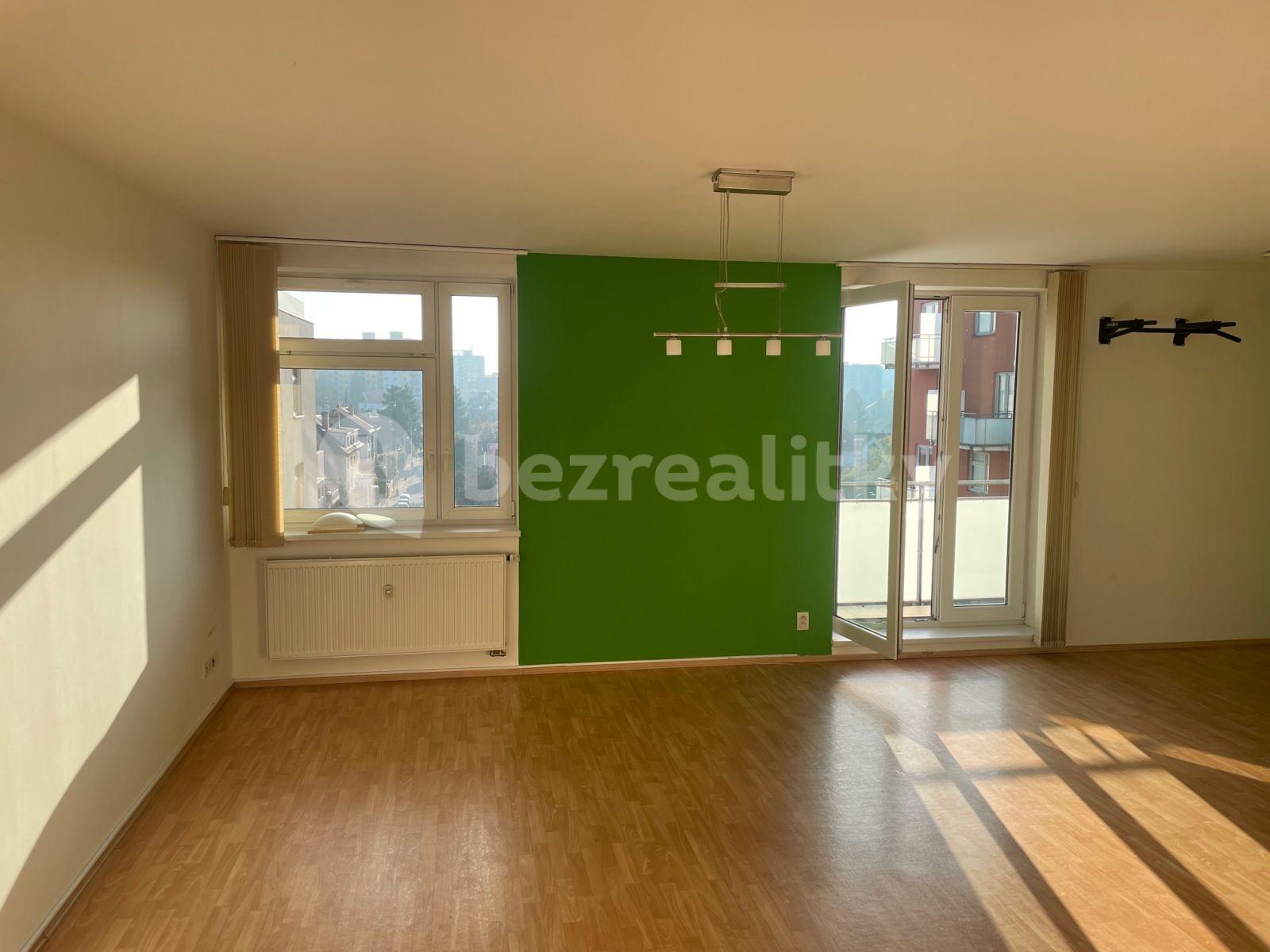 Prenájom bytu 1-izbový 48 m², Novodvorská, Praha, Praha