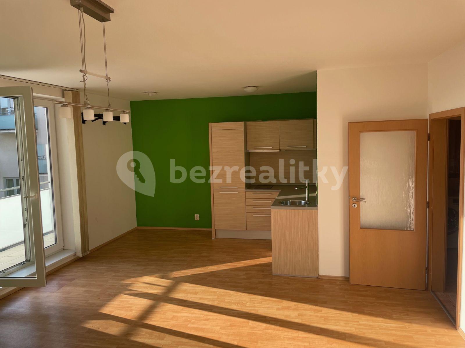 Prenájom bytu 1-izbový 48 m², Novodvorská, Praha, Praha