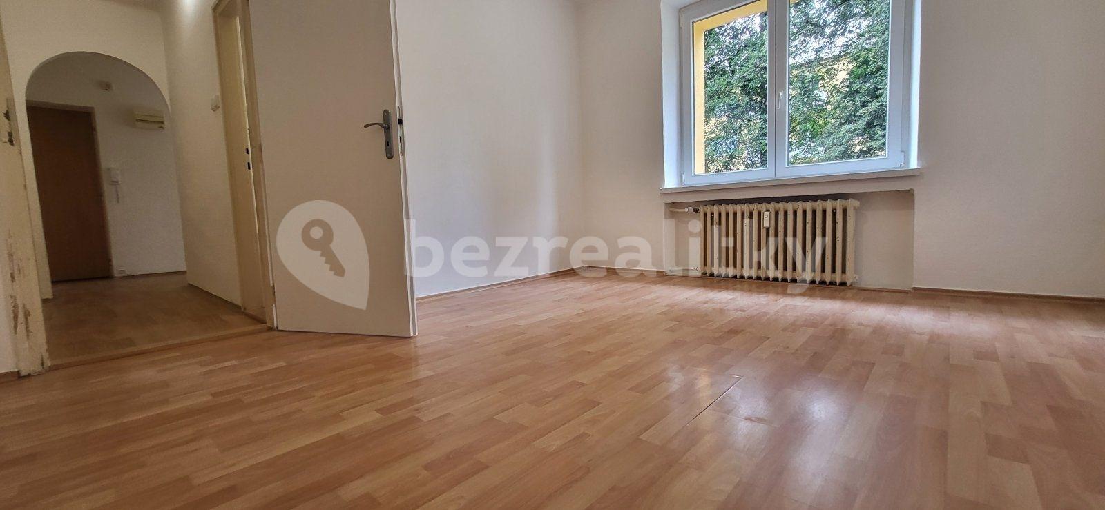 Prenájom bytu 3-izbový 68 m², Boženy Němcové, Havířov, Moravskoslezský kraj