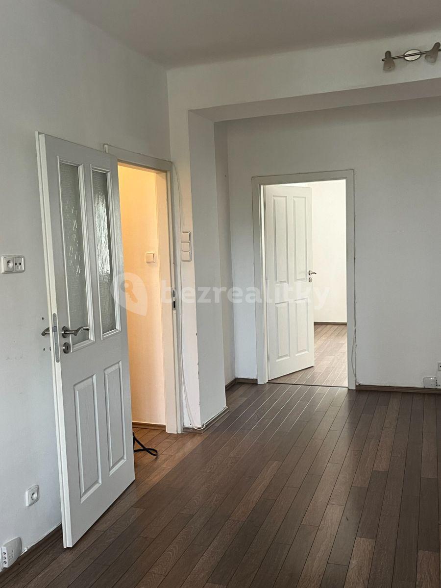 Prenájom bytu 2-izbový 55 m², Jihlavská, Praha, Praha