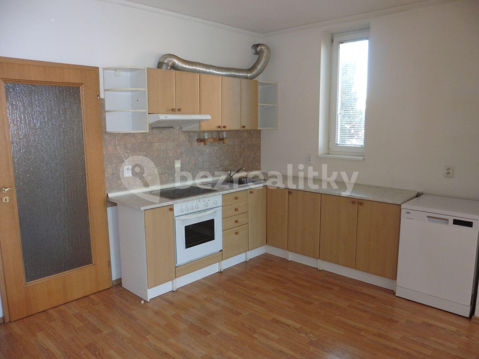 Prenájom bytu 3-izbový 83 m², Pastevců, Praha, Praha