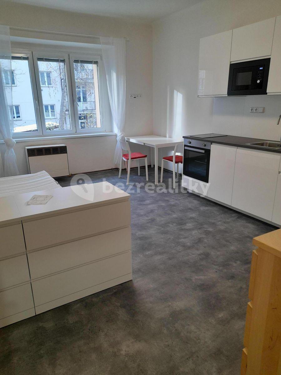 Prenájom bytu Garsoniéra 30 m², Počátecká, Praha, Praha