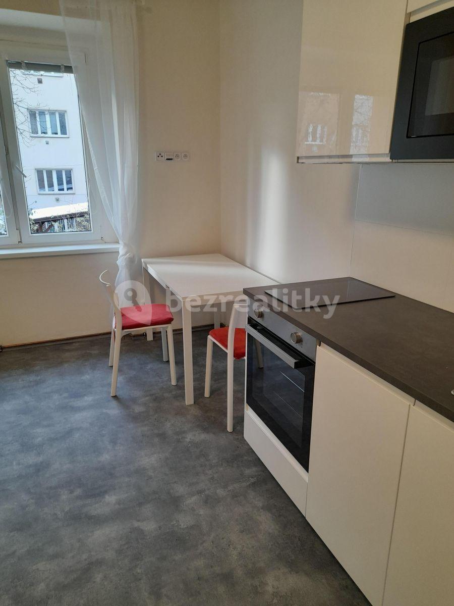 Prenájom bytu Garsoniéra 30 m², Počátecká, Praha, Praha