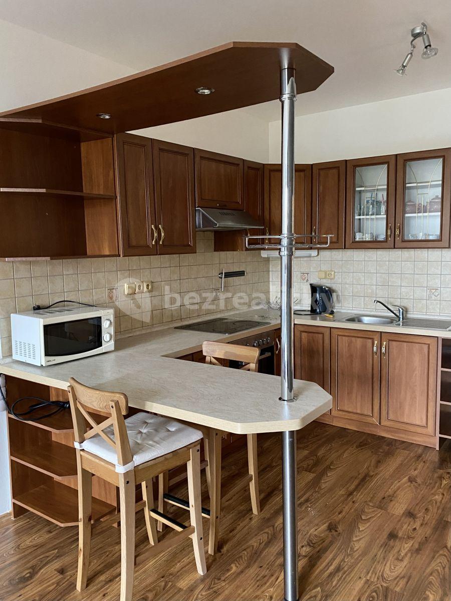 Prenájom bytu 2-izbový 54 m², Podkovářská, Praha, Praha