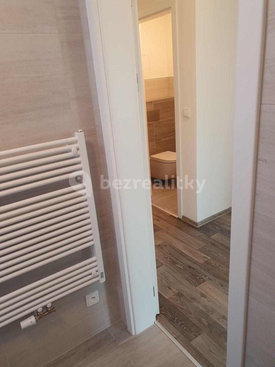 Prenájom bytu 2-izbový 58 m², U Nisy, Liberec, Liberecký kraj