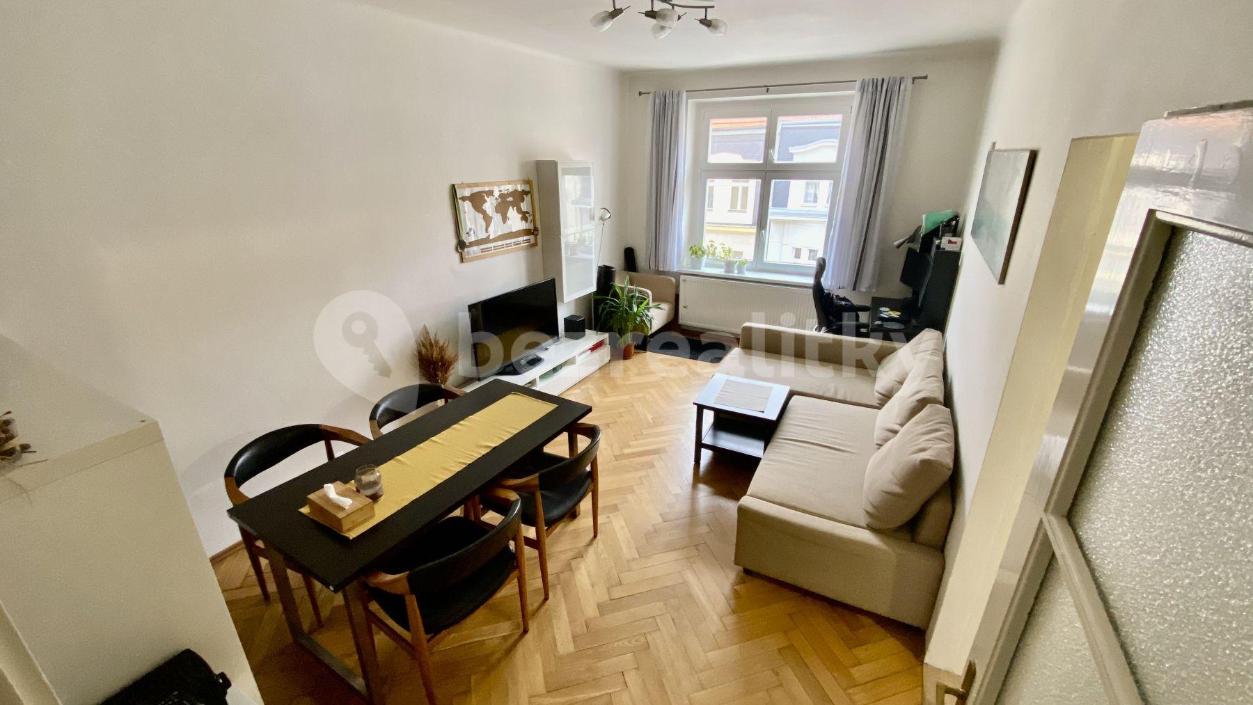 Prenájom bytu 2-izbový 45 m², Polská, Praha, Praha