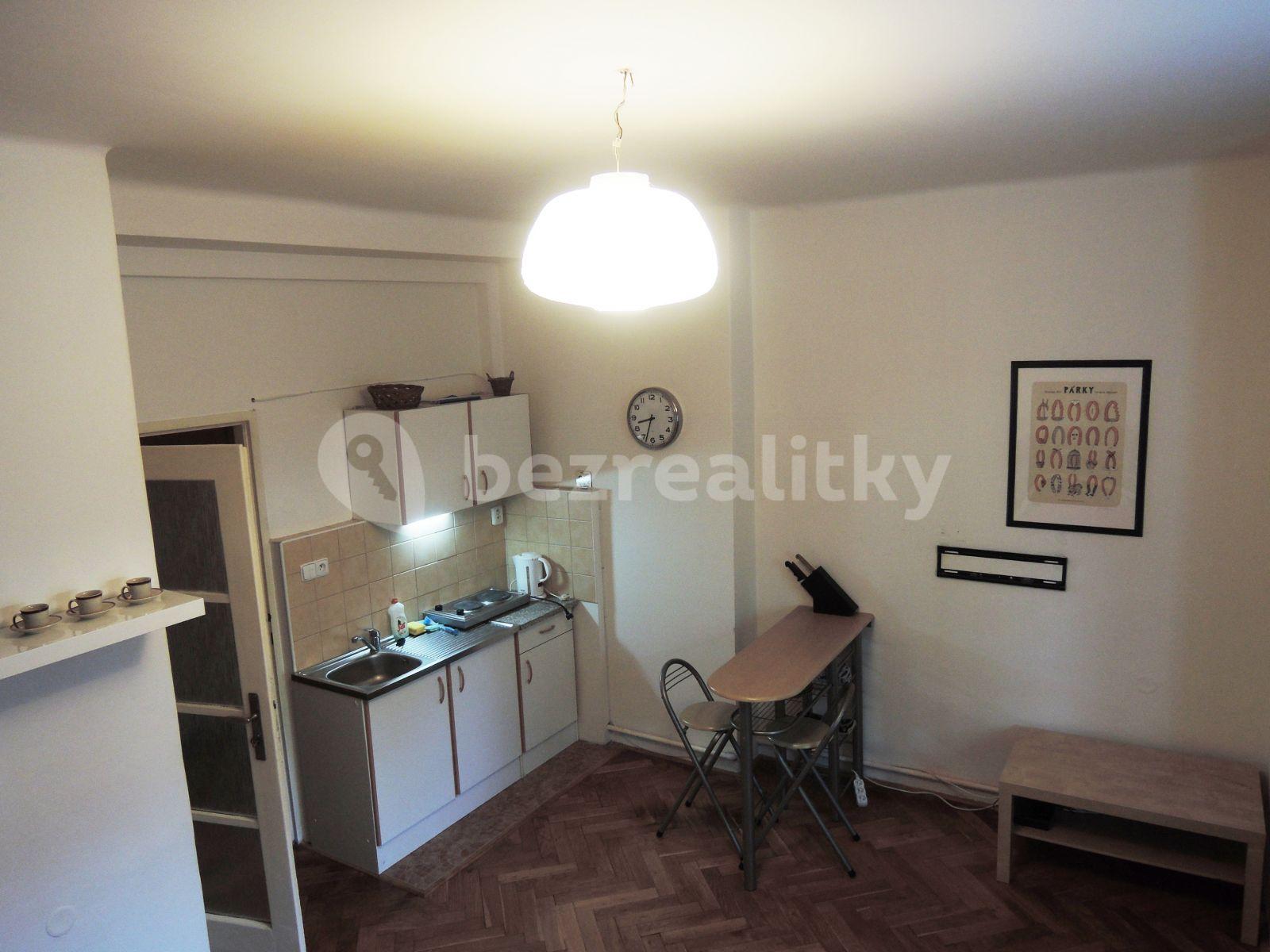 Prenájom bytu Garsoniéra 29 m², Irkutská, Praha, Praha