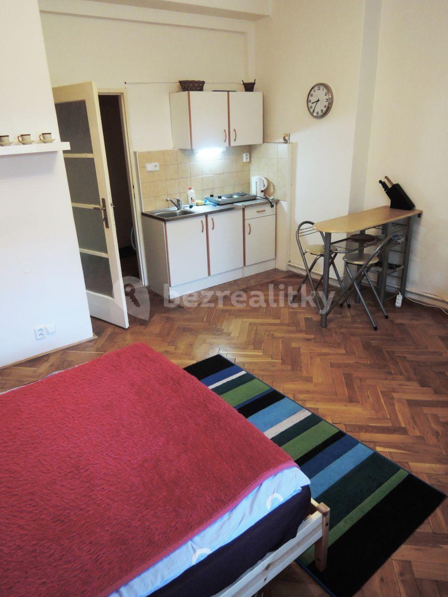 Prenájom bytu Garsoniéra 29 m², Irkutská, Praha, Praha