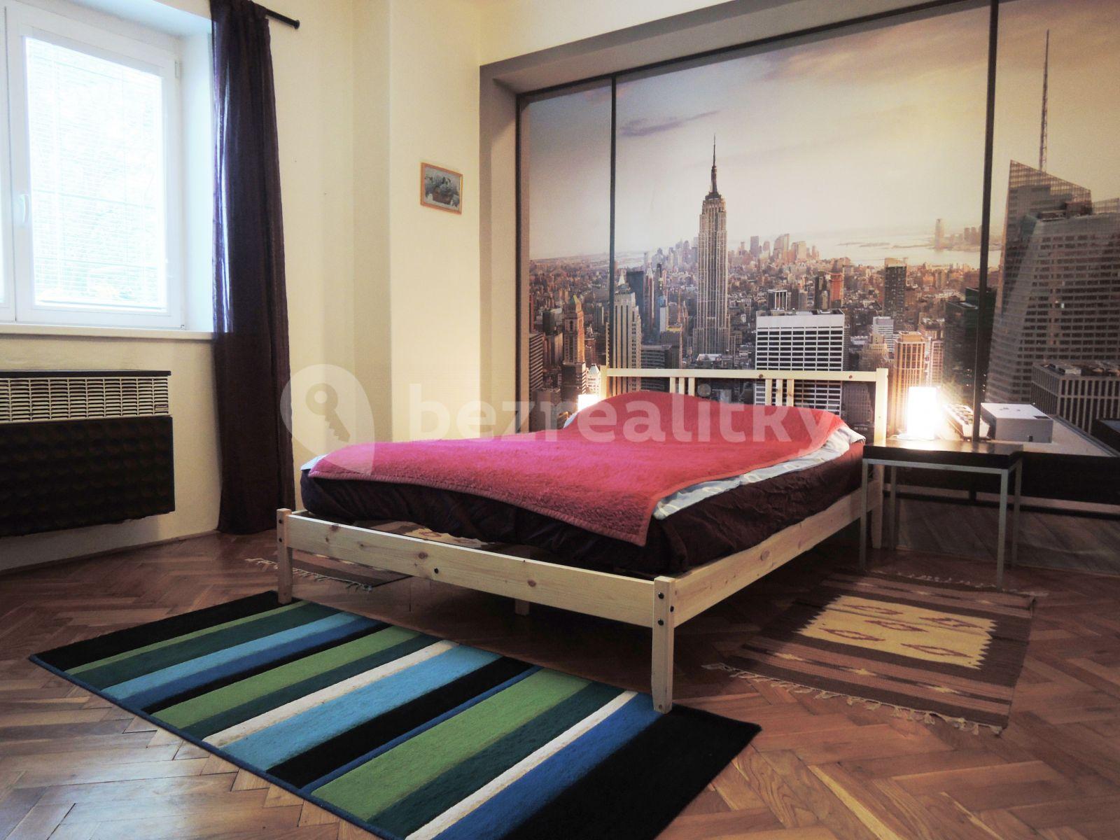 Prenájom bytu Garsoniéra 29 m², Irkutská, Praha, Praha