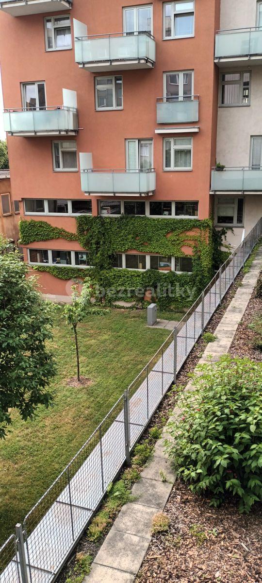 Predaj bytu 1-izbový 46 m², Novodvorská, Praha, Praha