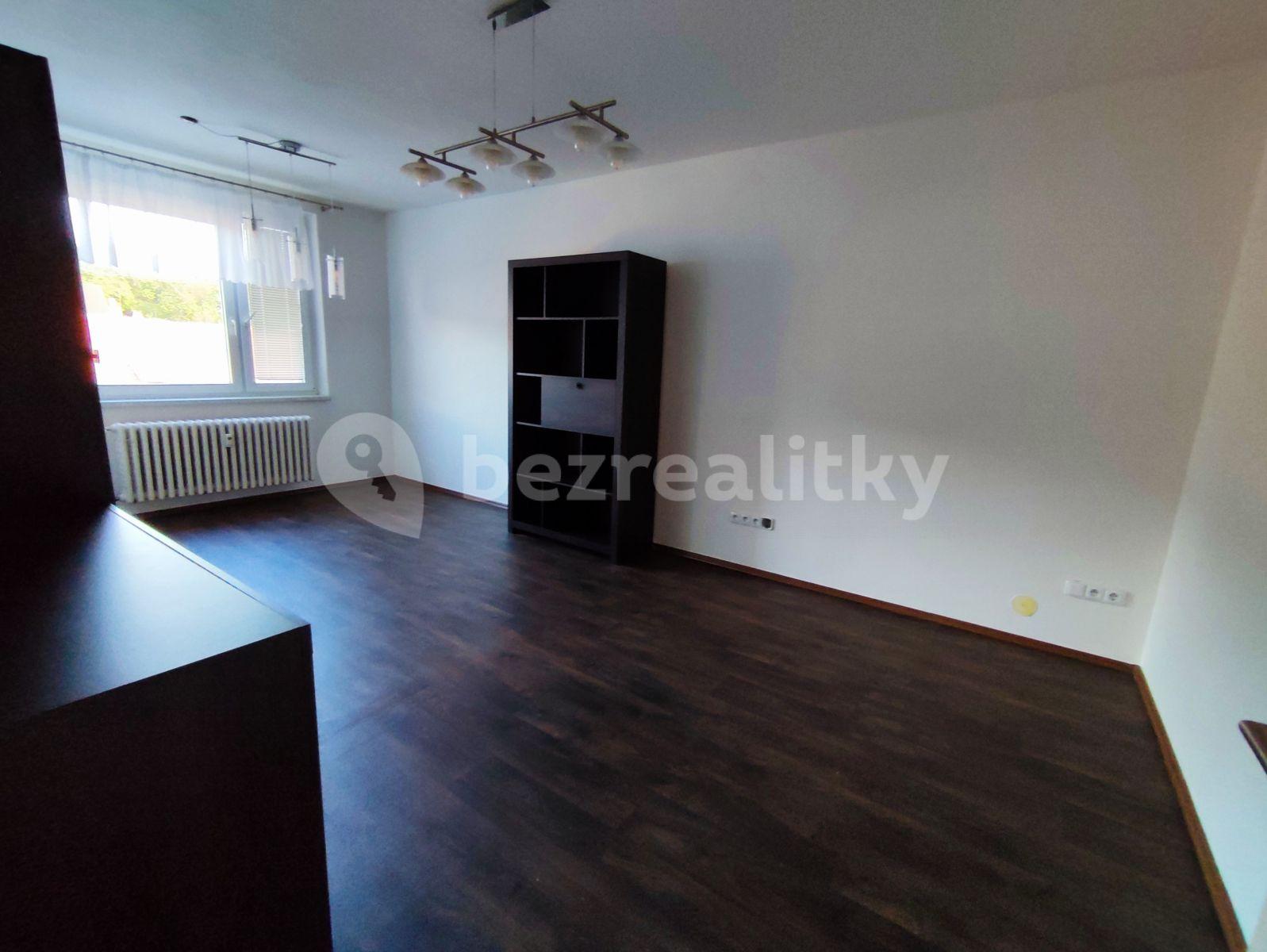 Prenájom bytu 3-izbový 75 m², sídl. Družba, Židlochovice, Jihomoravský kraj