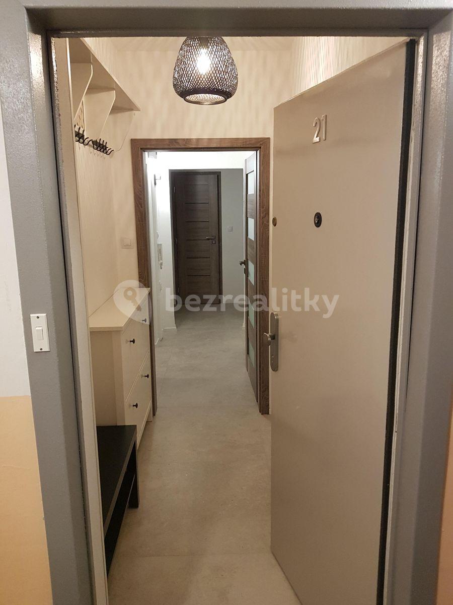 Prenájom bytu 3-izbový 76 m², Vajdova, Praha, Praha