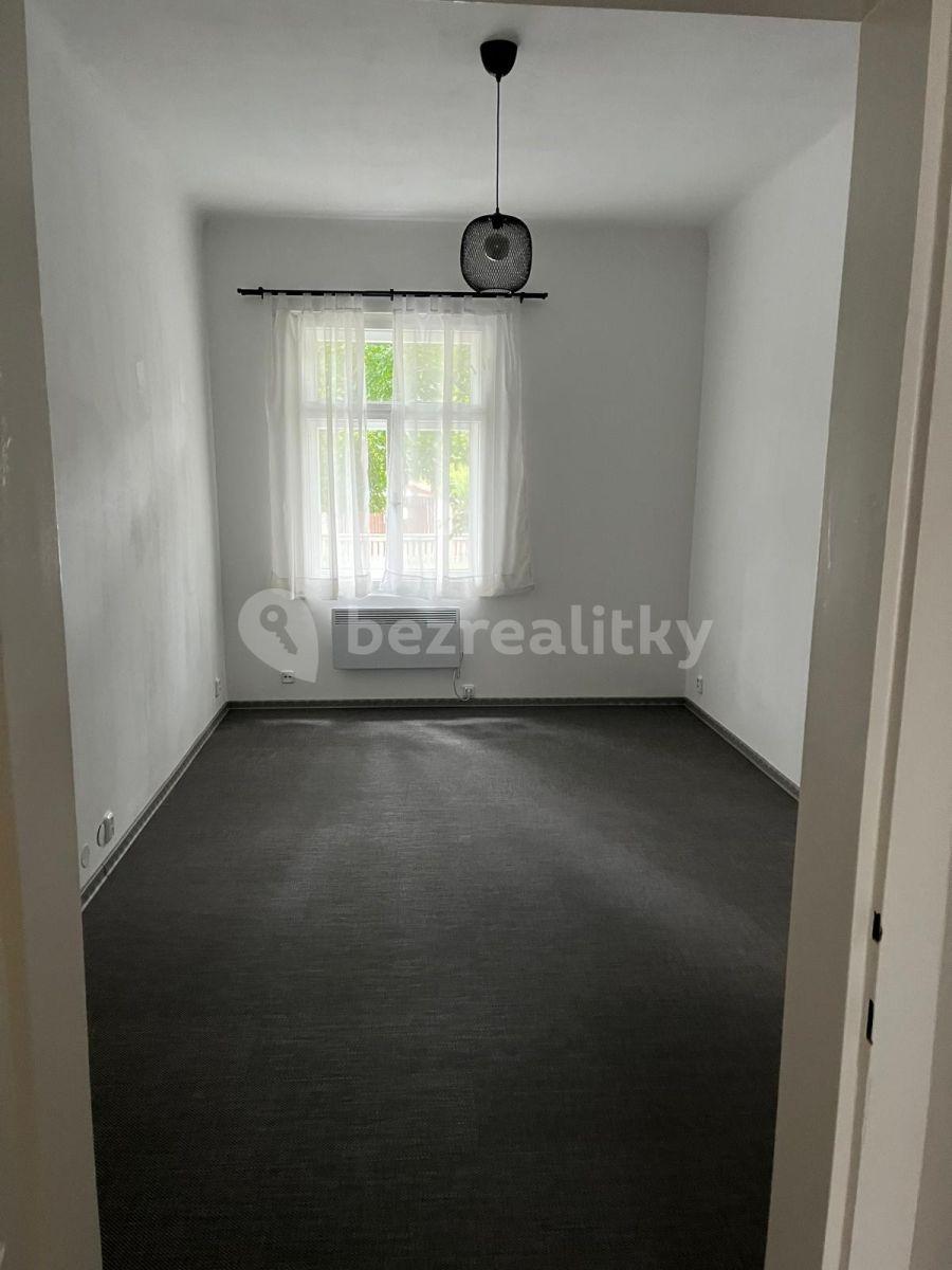 Prenájom bytu 1-izbový 33 m², Kounická, Praha, Praha