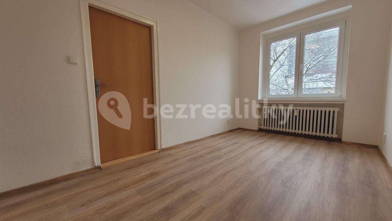 Prenájom bytu 3-izbový 70 m², Brožíkova, Karviná, Moravskoslezský kraj