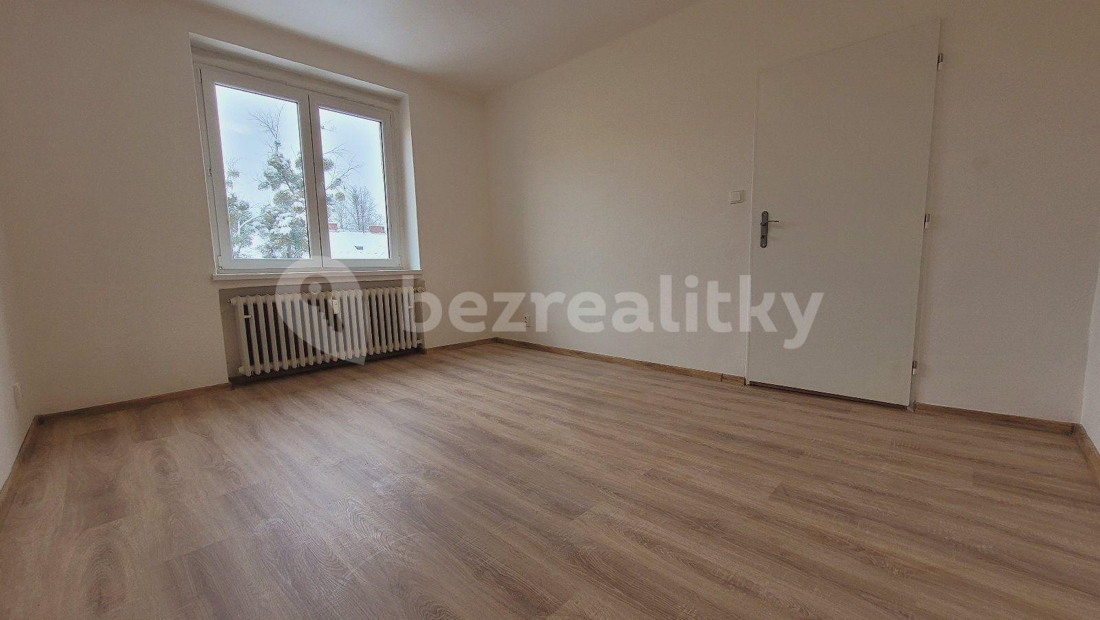 Prenájom bytu 3-izbový 70 m², Brožíkova, Karviná, Moravskoslezský kraj