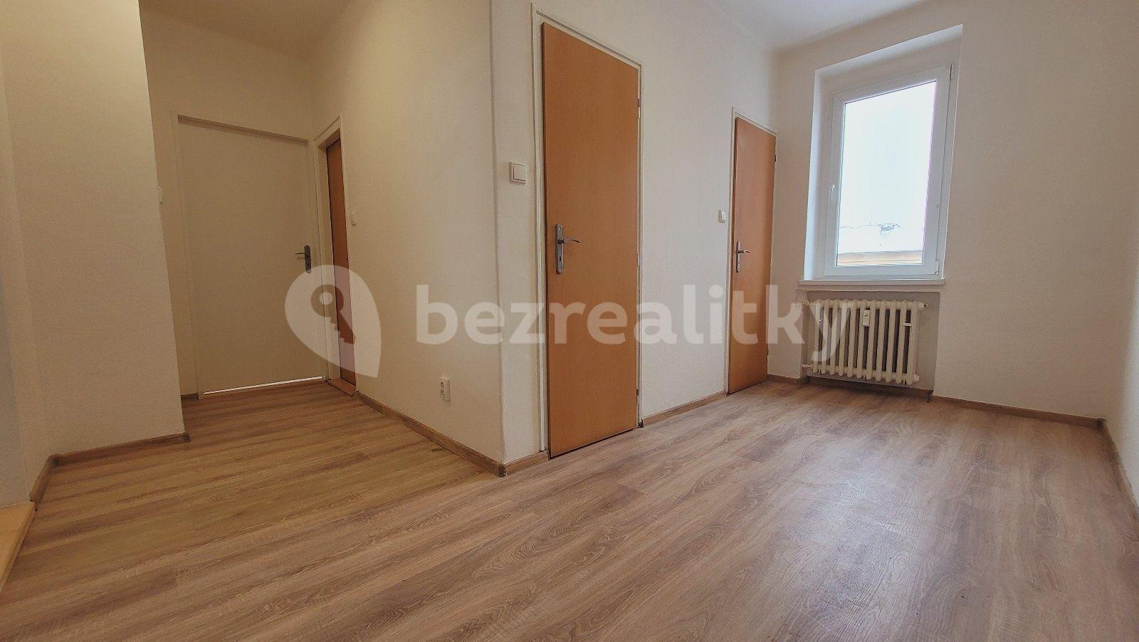 Prenájom bytu 3-izbový 70 m², Brožíkova, Karviná, Moravskoslezský kraj