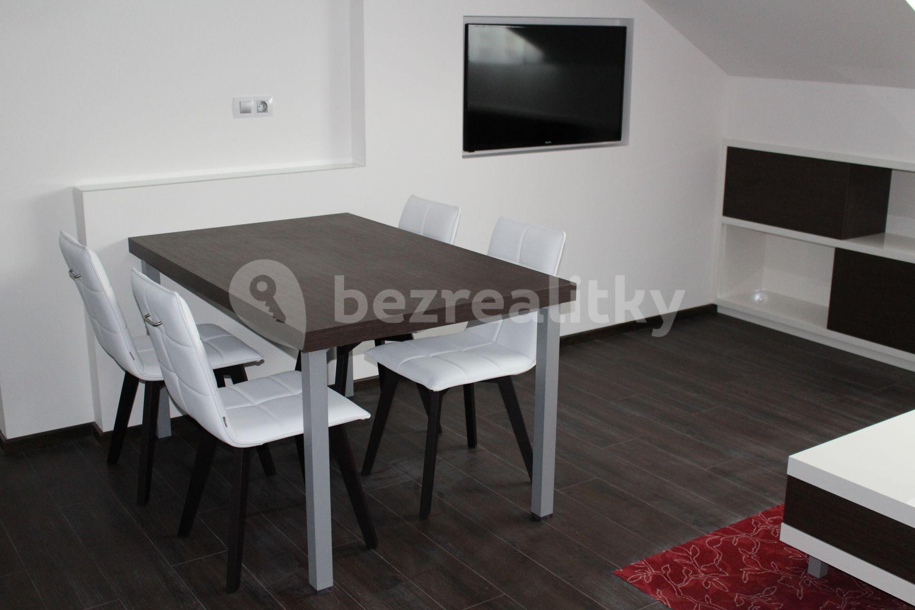 Prenájom bytu 2-izbový 44 m², Praha, Praha