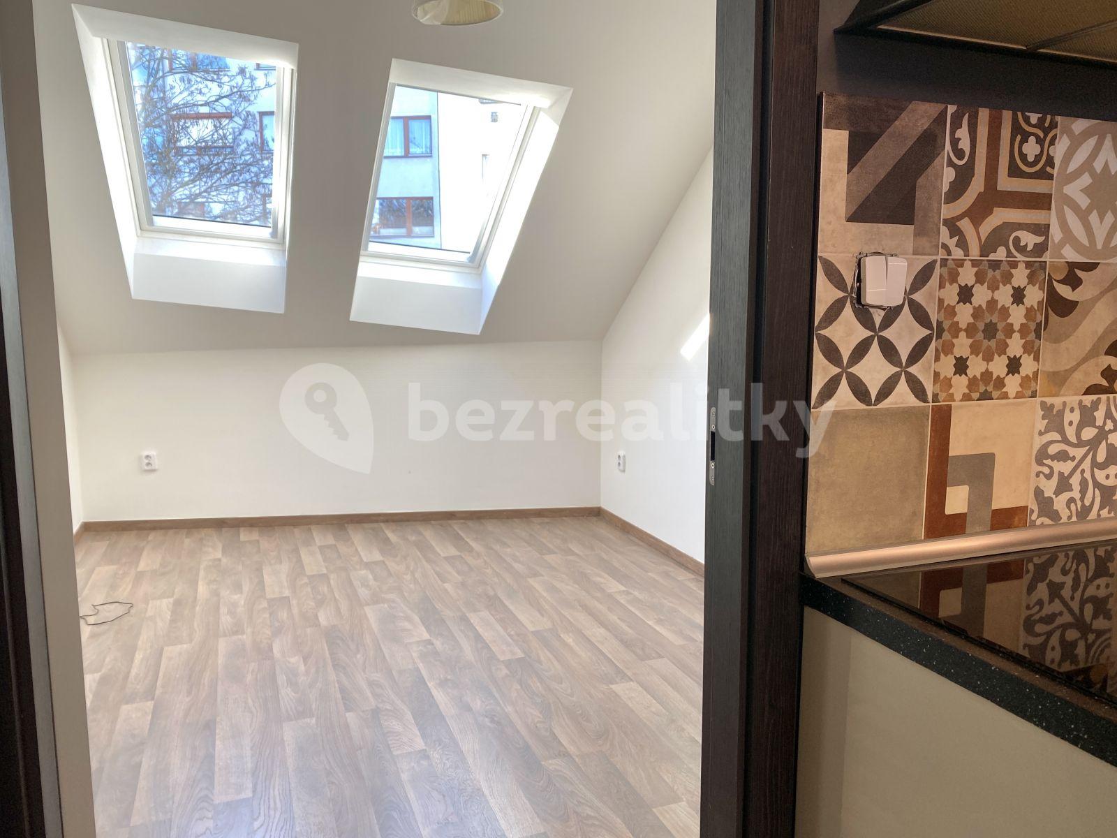 Prenájom bytu 2-izbový 48 m², Slavojova, Praha, Praha