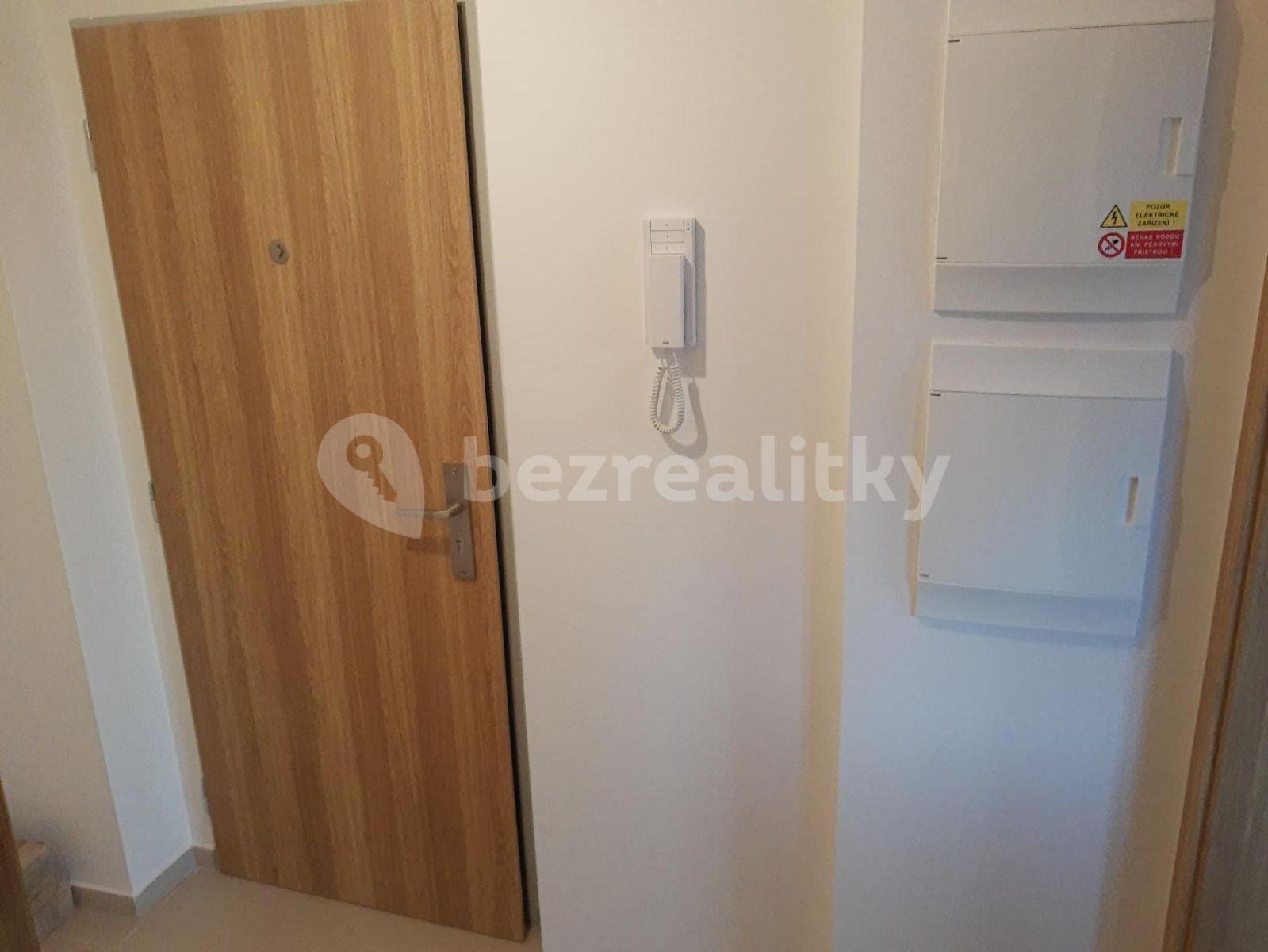 Prenájom bytu 1-izbový 32 m², Rakovník, Středočeský kraj