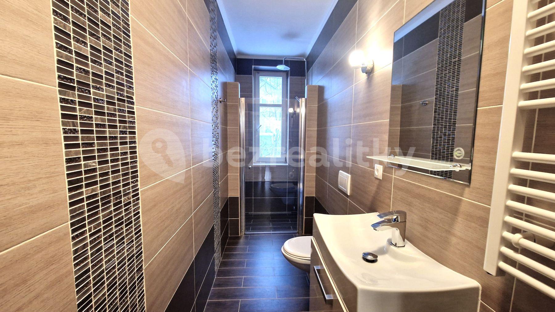 Predaj domu 360 m², pozemek 537 m², Přátelství, Praha, Praha