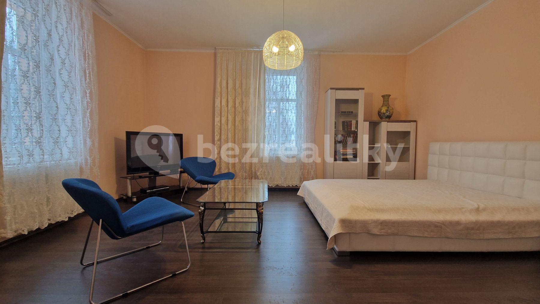 Predaj domu 360 m², pozemek 537 m², Přátelství, Praha, Praha