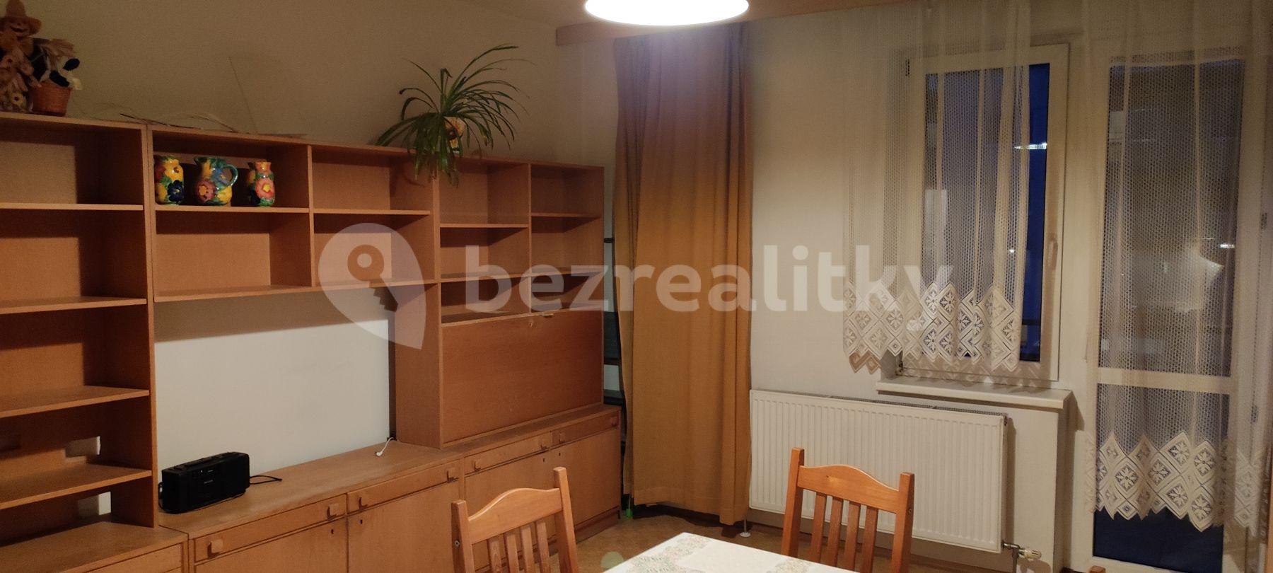 Prenájom bytu 2-izbový 48 m², Na Kopcích, Třebíč, Kraj Vysočina