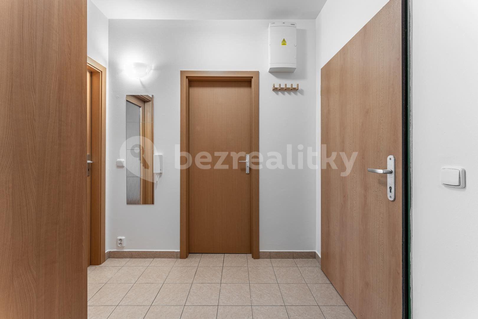Predaj bytu 2-izbový 58 m², Komenského, Horoměřice, Středočeský kraj