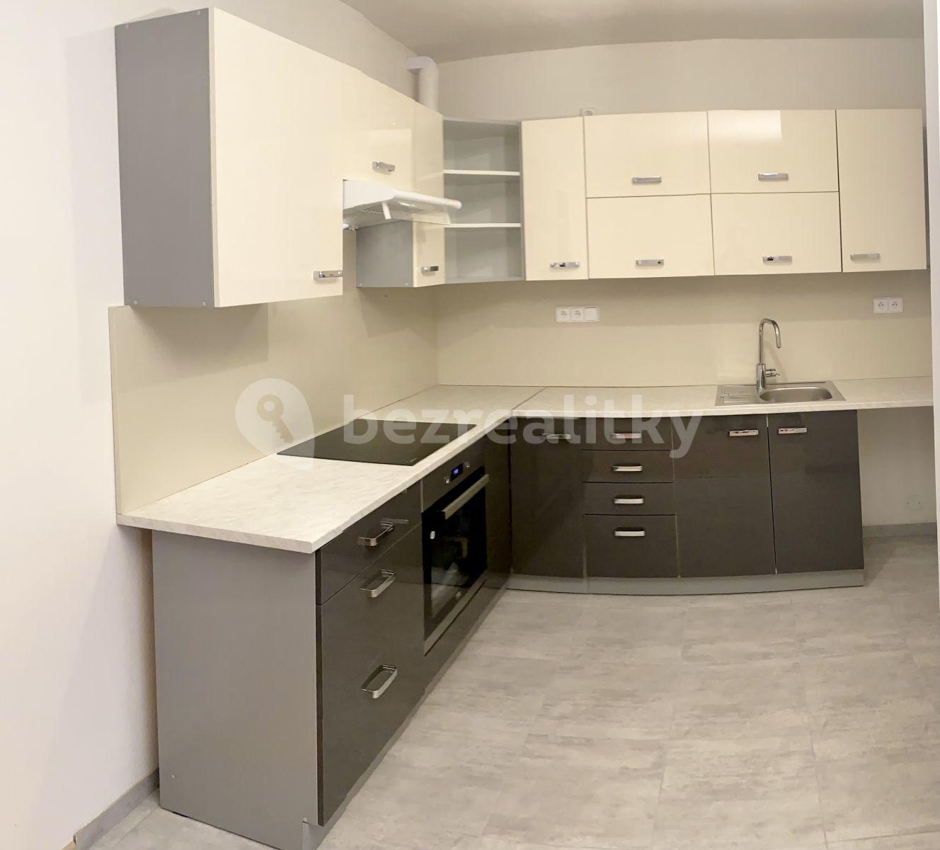 Prenájom bytu 4-izbový 84 m², Filipova, Praha, Praha