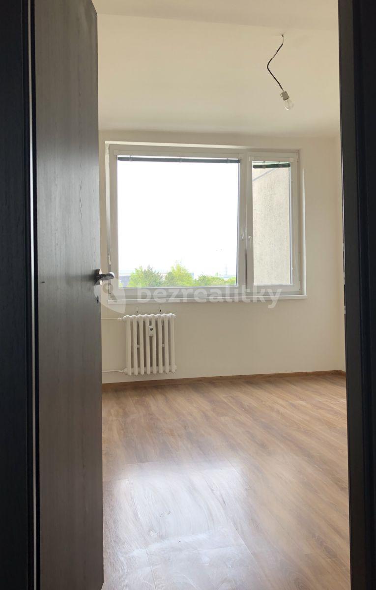 Prenájom bytu 4-izbový 84 m², Filipova, Praha, Praha