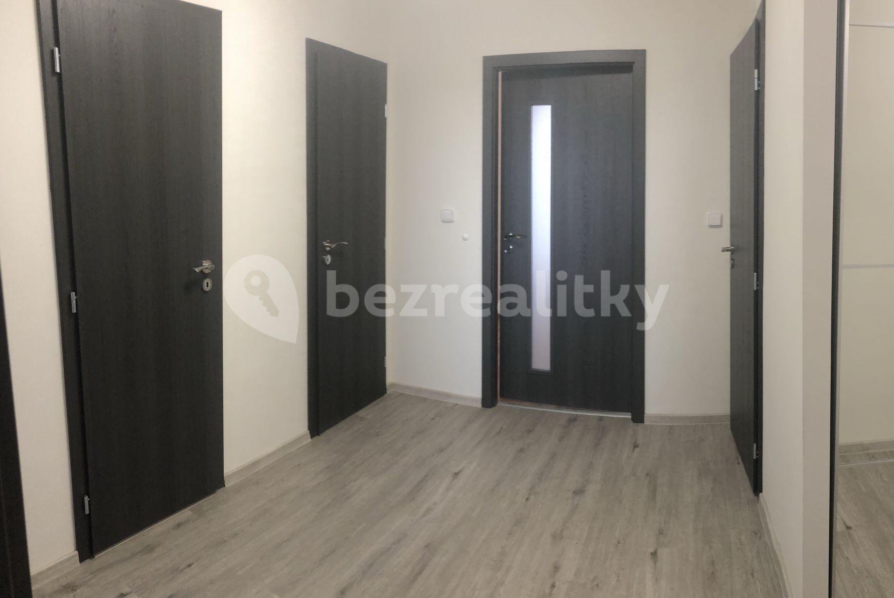 Prenájom bytu 4-izbový 84 m², Filipova, Praha, Praha