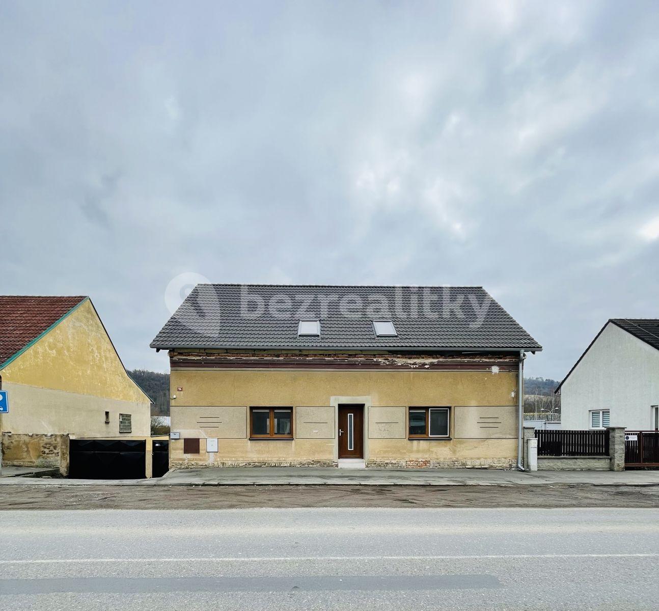 Prenájom nebytového priestoru 88 m², Plzeňská, Loděnice, Středočeský kraj