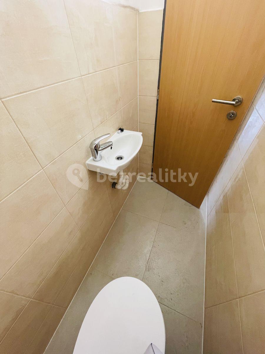 Prenájom nebytového priestoru 88 m², Plzeňská, Loděnice, Středočeský kraj