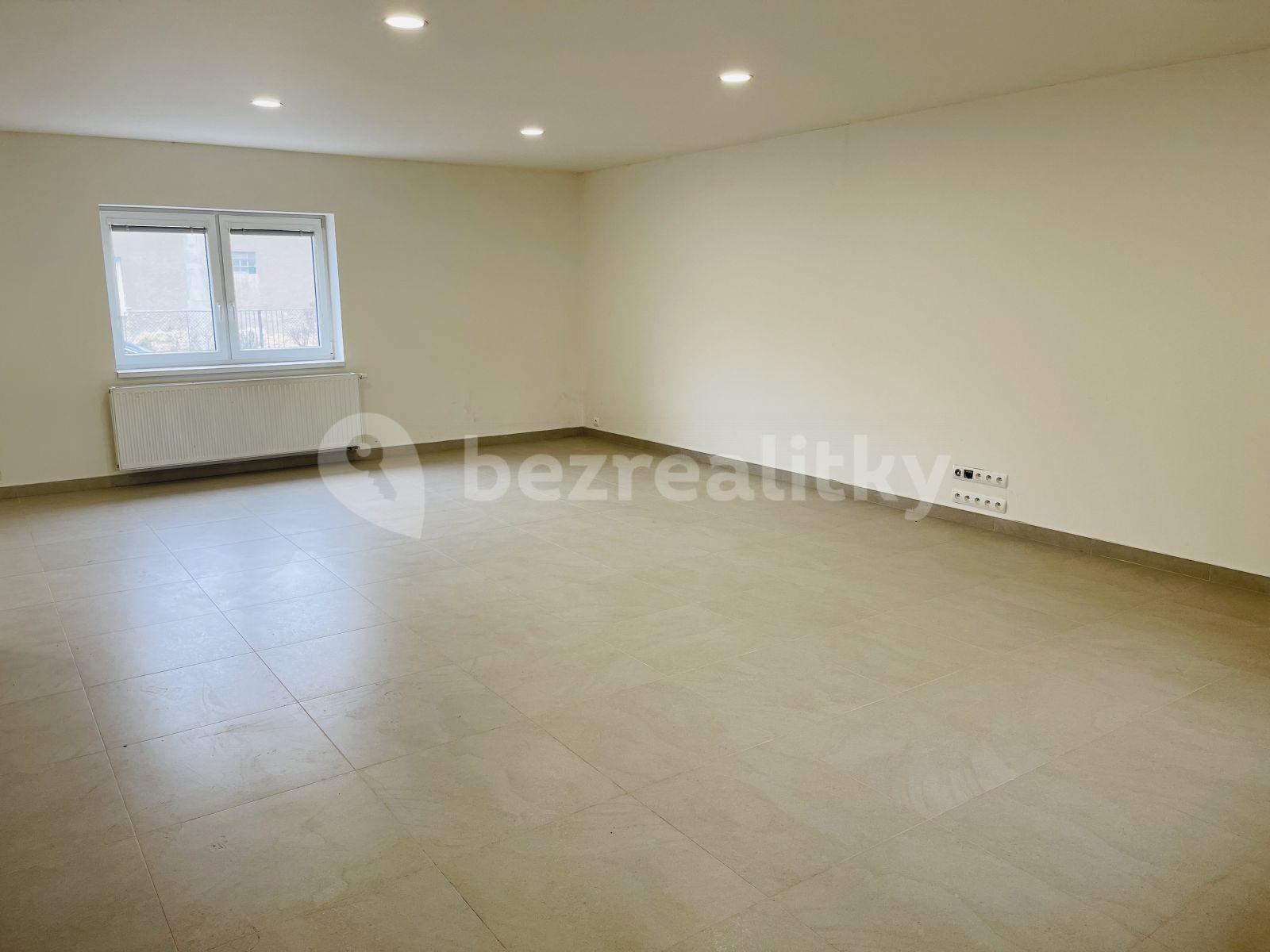 Prenájom nebytového priestoru 88 m², Plzeňská, Loděnice, Středočeský kraj