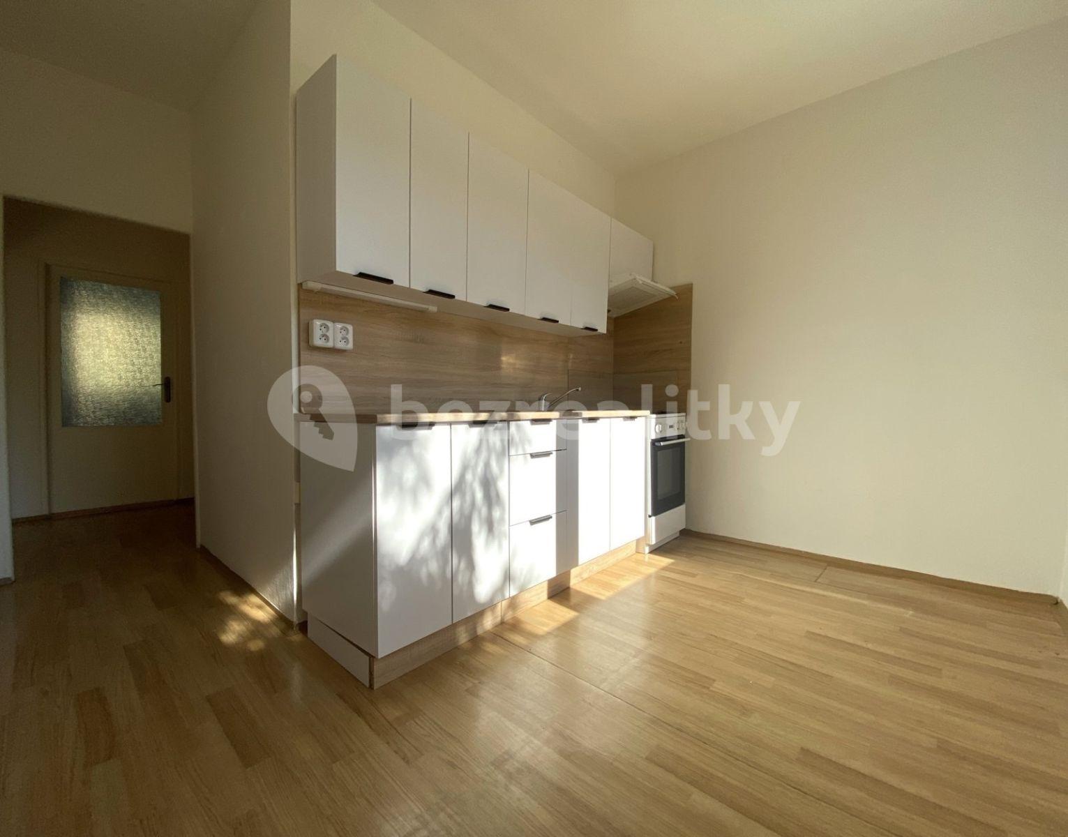 Prenájom bytu 3-izbový 72 m², Slovenská, Karviná, Moravskoslezský kraj