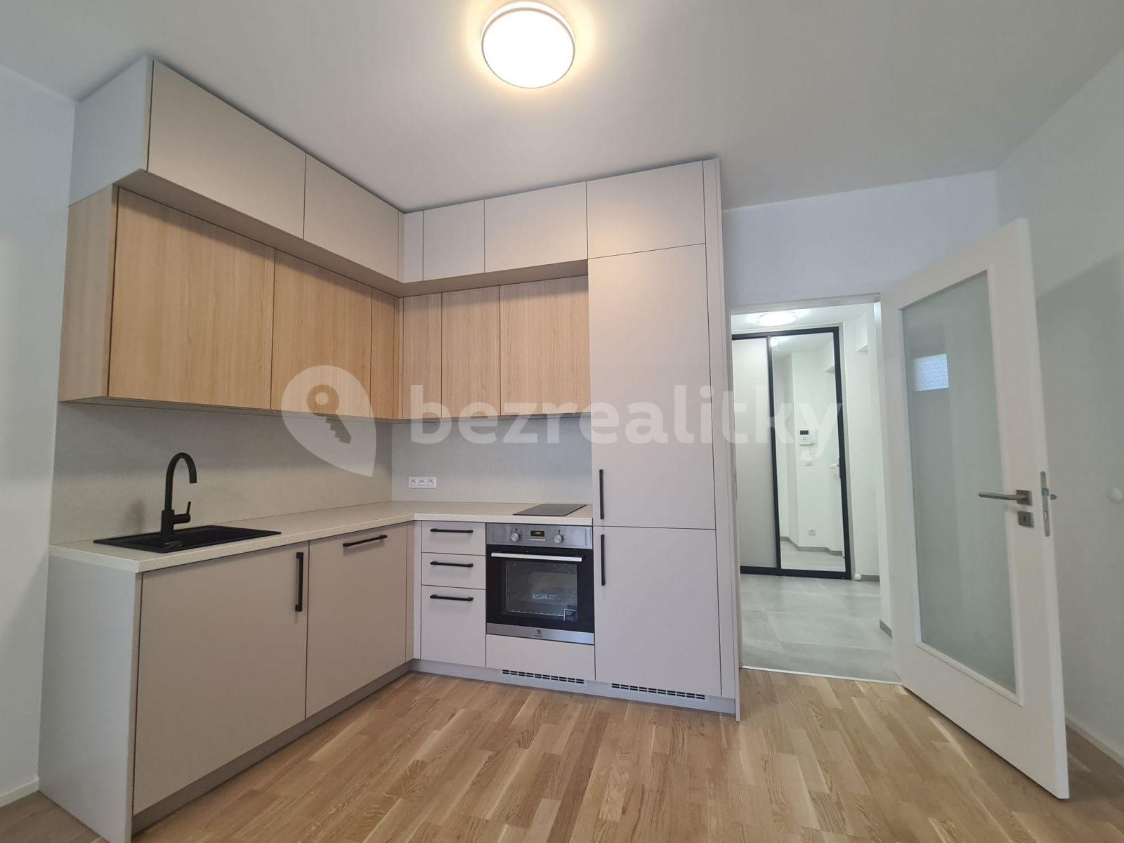 Prenájom bytu 1-izbový 35 m², Praha, Praha