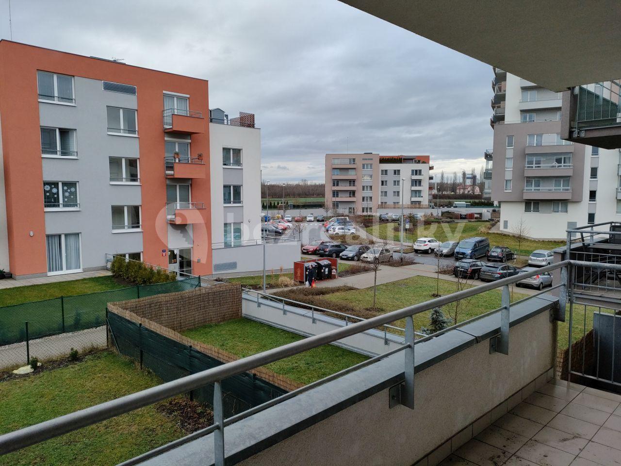 Prenájom bytu 2-izbový 53 m², Hlučkova, Praha, Praha