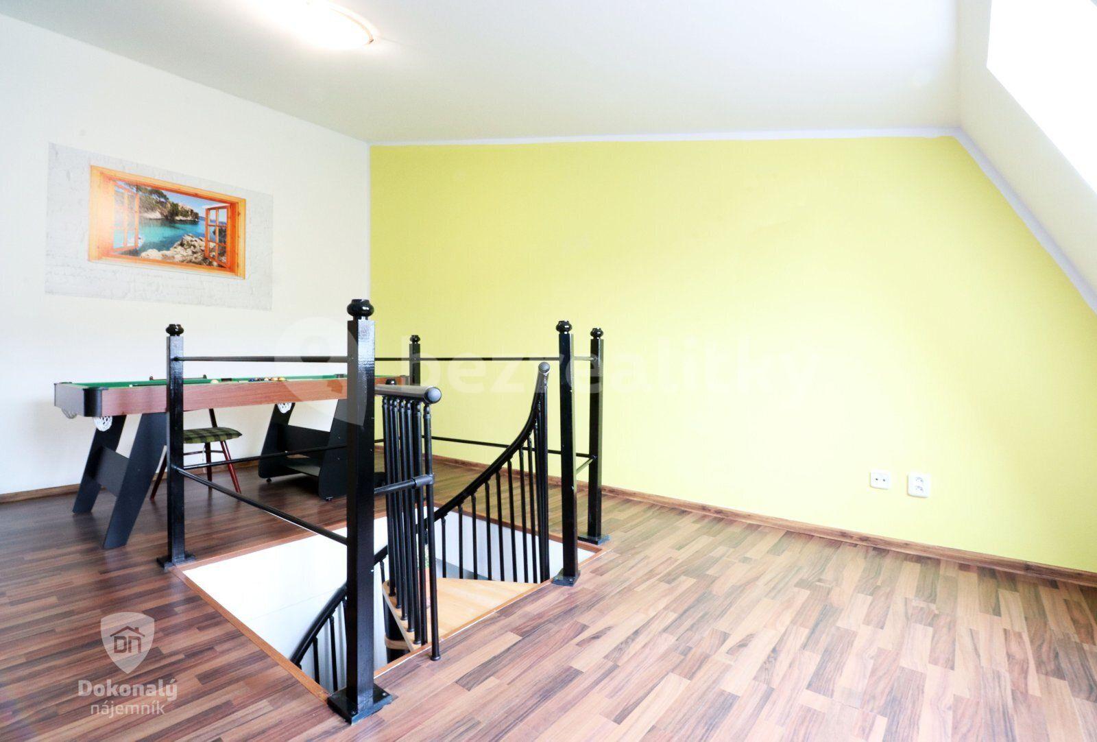 Prenájom bytu 1-izbový 36 m², Herejkova, Starý Plzenec, Plzeňský kraj