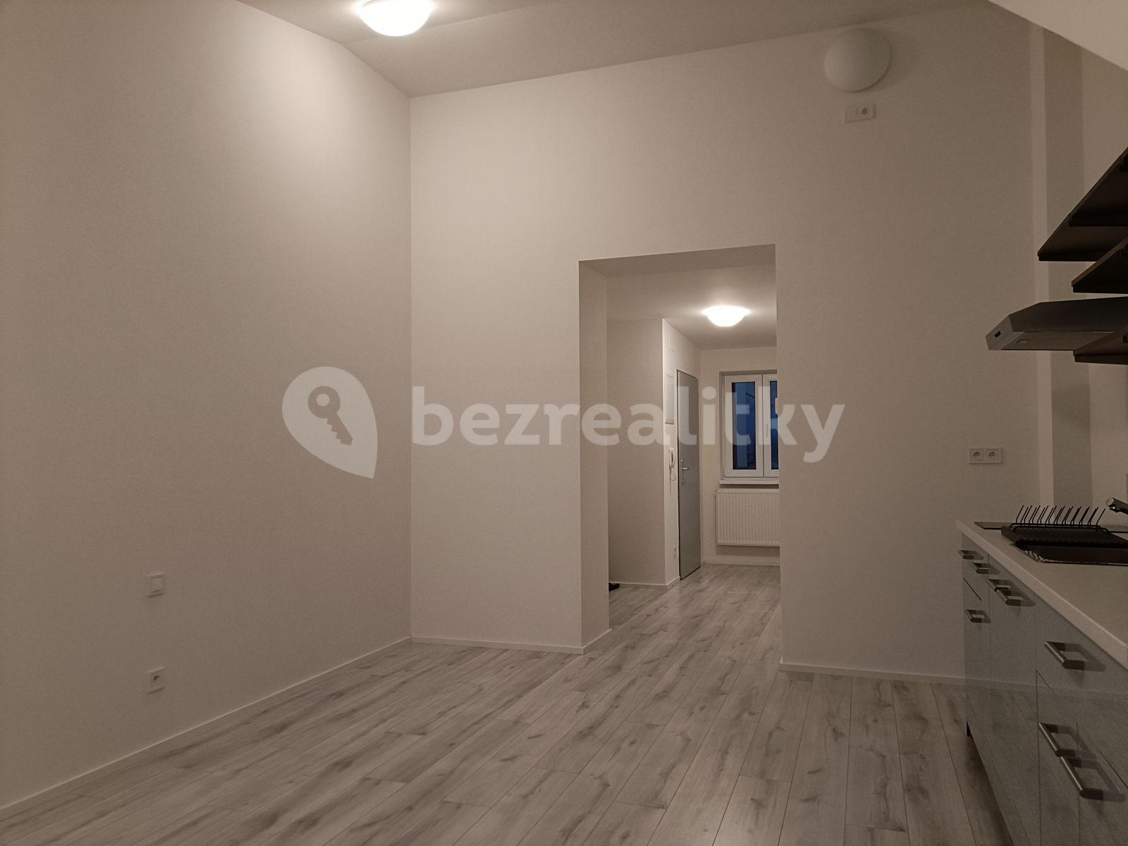 Prenájom bytu Garsoniéra 32 m², Seifertova, Praha, Praha