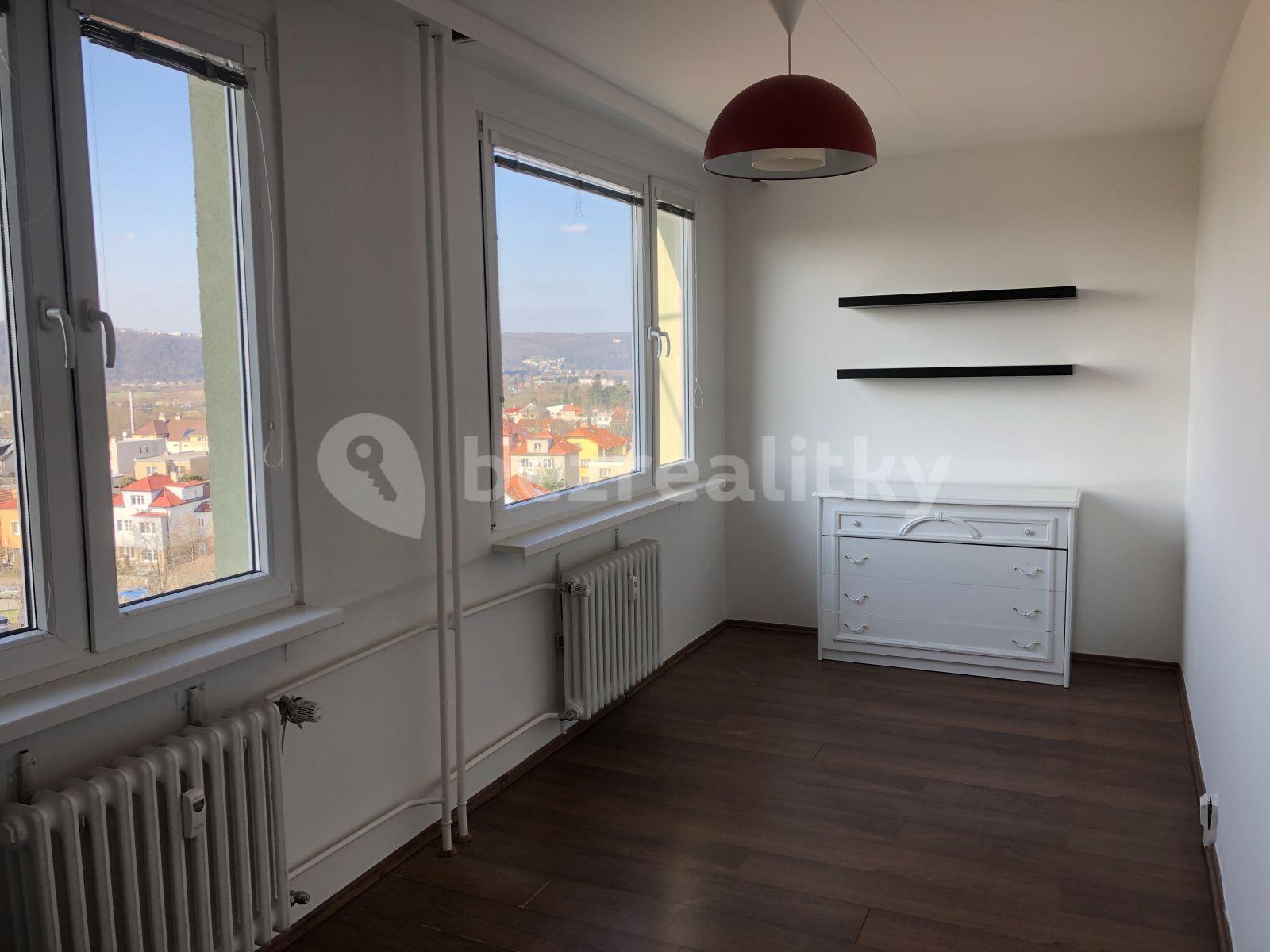 Prenájom bytu 3-izbový 56 m², Krupná, Praha, Praha