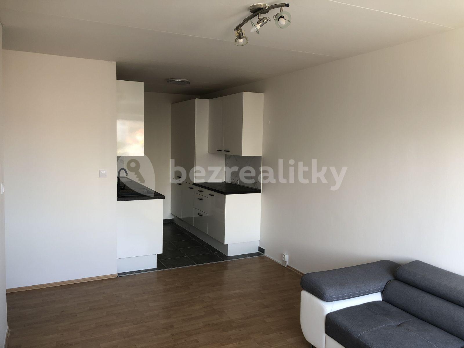 Prenájom bytu 3-izbový 56 m², Krupná, Praha, Praha