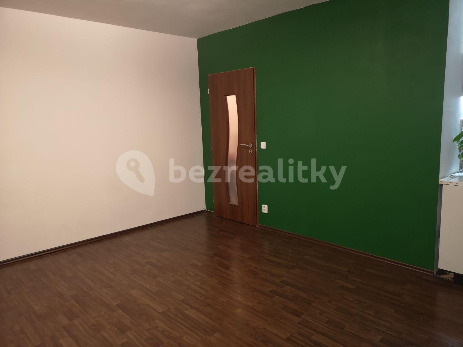 Prenájom bytu 1-izbový 30 m², Benešovská, Kladno, Středočeský kraj