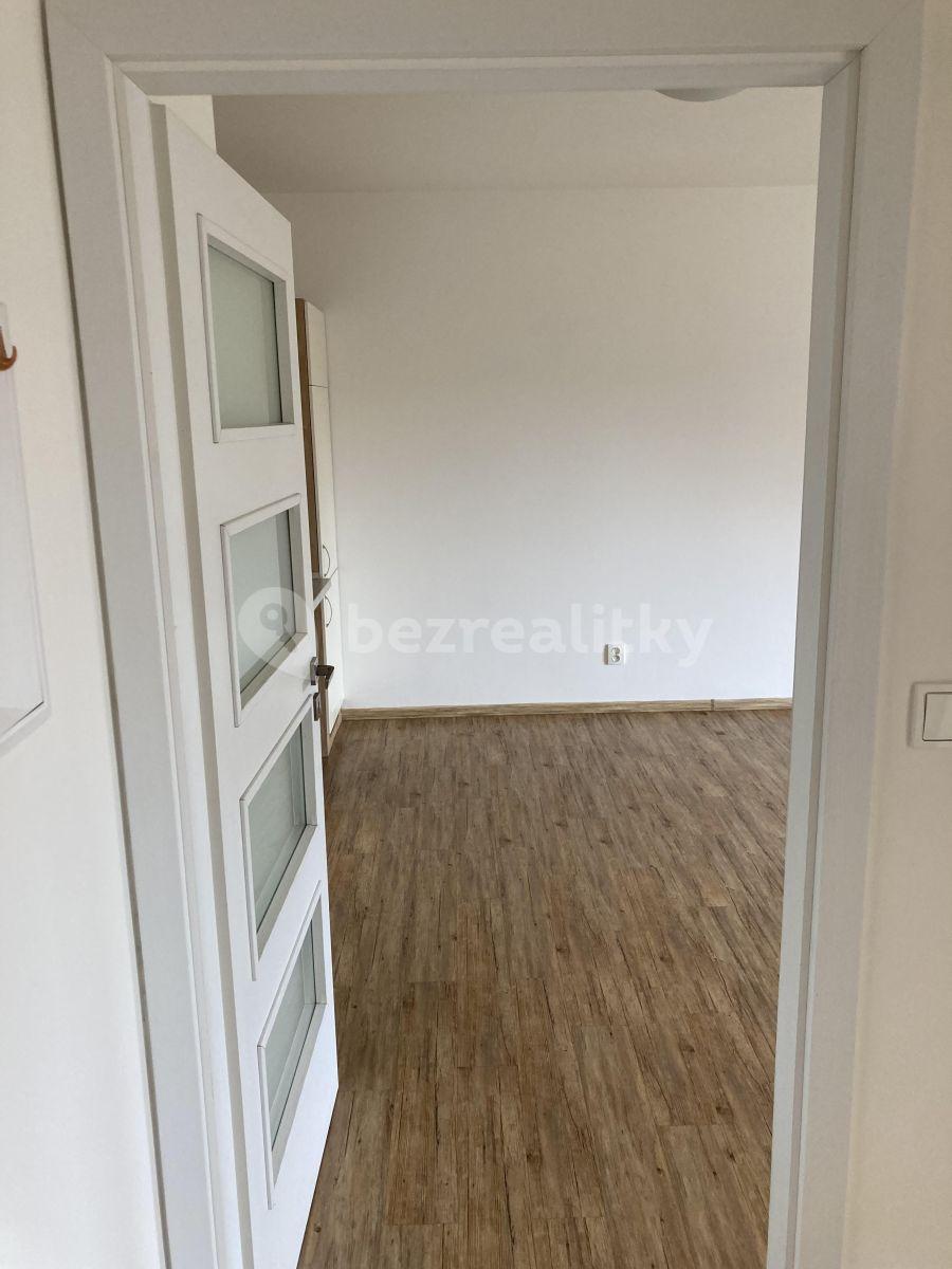 Prenájom bytu 1-izbový 42 m², U Pivovaru, Dobříš, Středočeský kraj