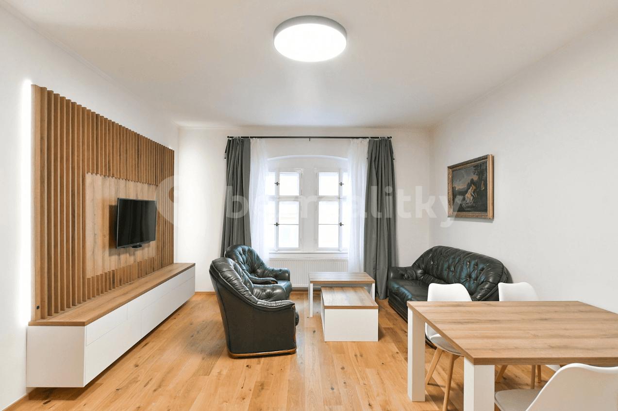 Prenájom bytu 4-izbový 196 m², Anenská, Praha, Praha