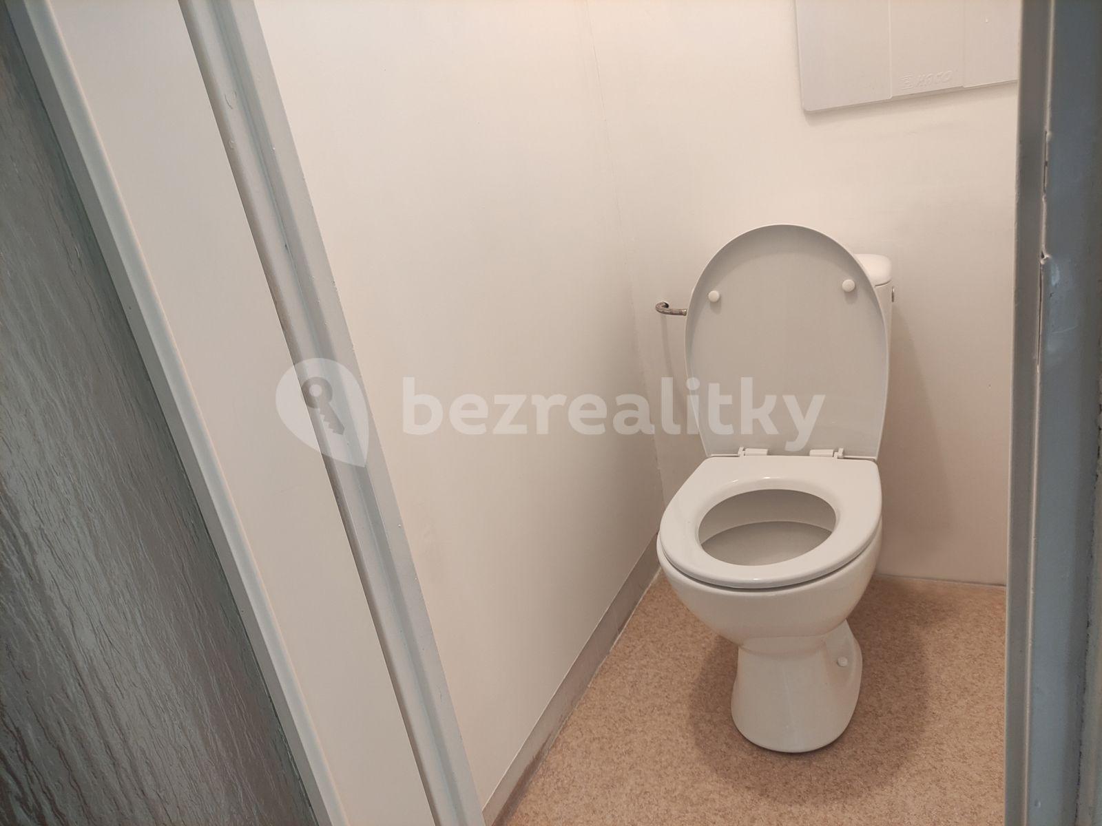 Prenájom bytu 2-izbový 55 m², Dačického, Karviná, Moravskoslezský kraj