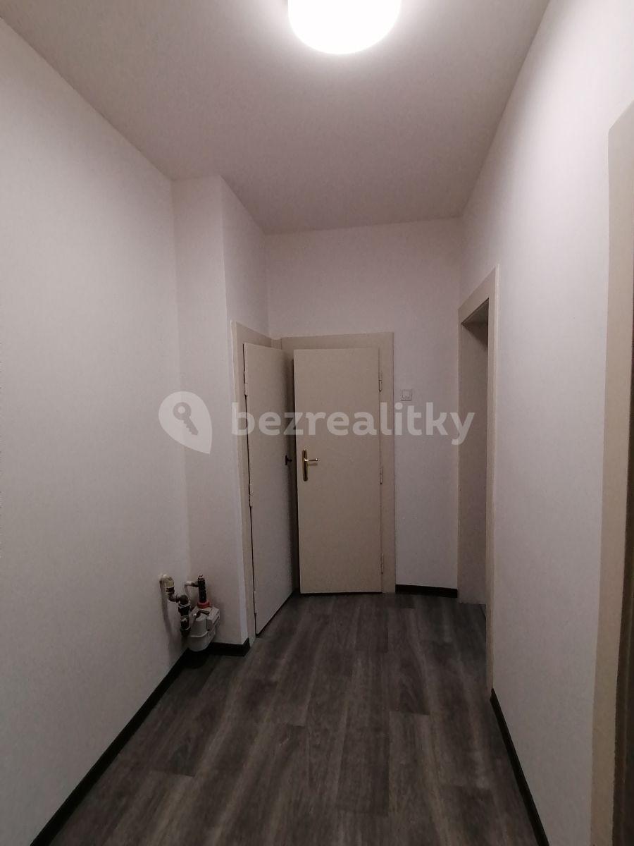 Prenájom bytu 1-izbový 50 m², Novovysočanská, Praha, Praha