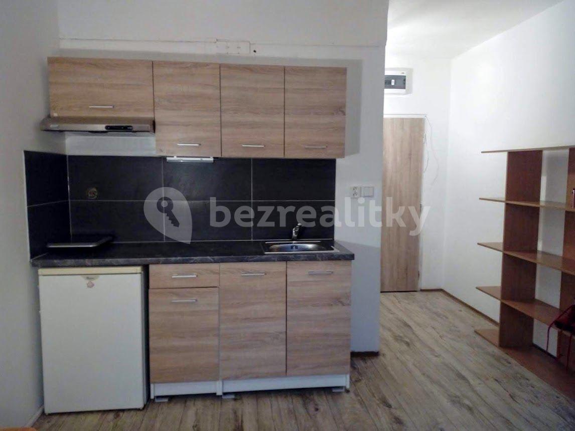 Prenájom bytu 1-izbový 19 m², Východní, Karlovy Vary, Karlovarský kraj