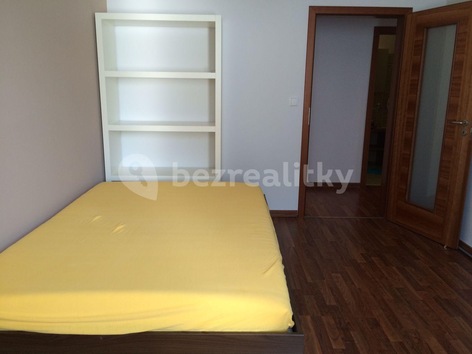 Prenájom bytu 3-izbový 84 m², Dragounská, Praha, Praha