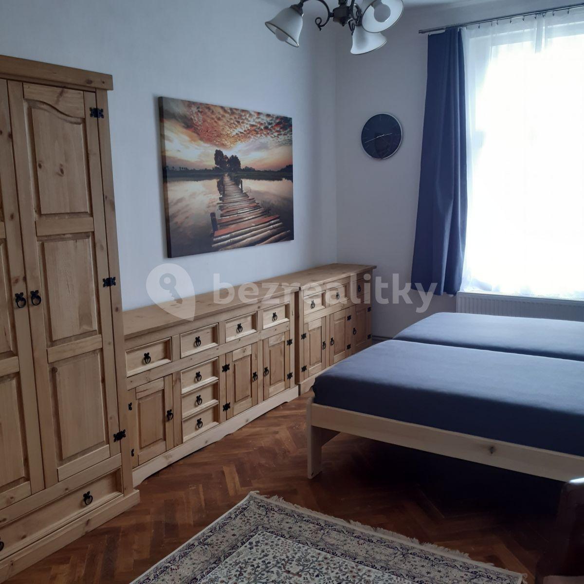 Prenájom bytu 1-izbový 34 m², Slivenecká, Praha, Praha