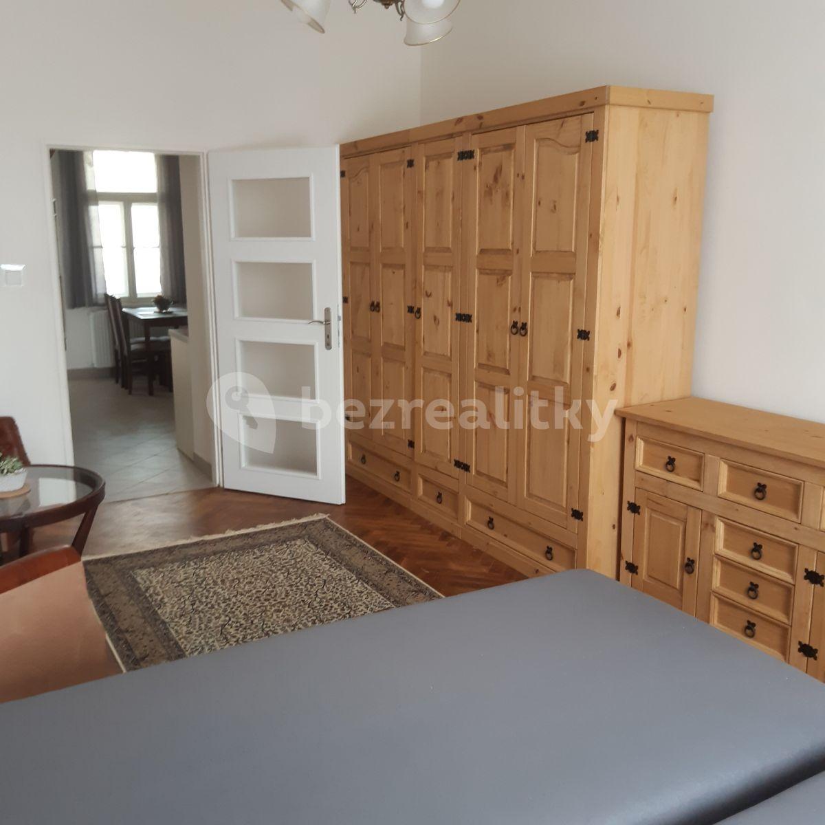 Prenájom bytu 1-izbový 34 m², Slivenecká, Praha, Praha